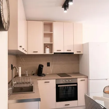апартамент за настаняване октавия, Octavia House Apartment *