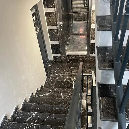 Apartment апартамент за настаняване октавия, Octavia House